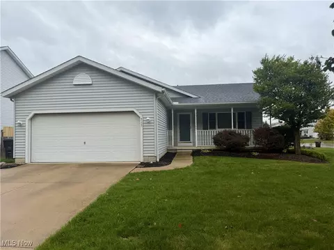 715 Song Bird St, Elyria, OH 44035