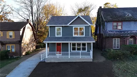 215 Upland Ave, Youngstown, OH 44504