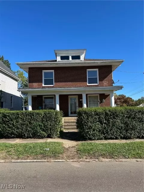 1376 Cherry Ave NE, Canton, OH 44714