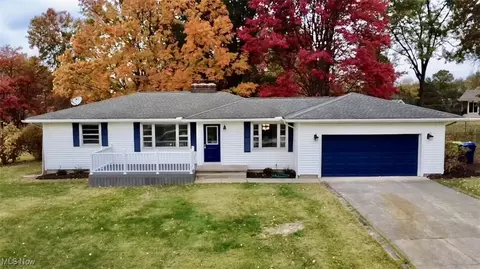 278 Smith Dr, Tallmadge, OH 44278