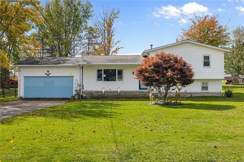 1337 Benton Rd, Salem, OH 44460