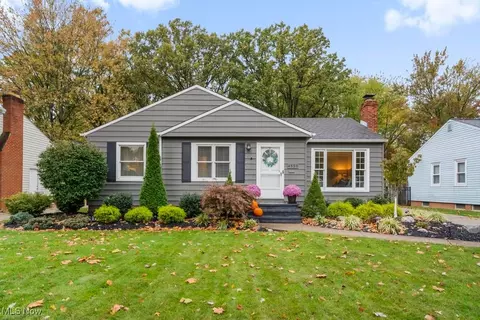 4550 Georgette Ave, North Olmsted, OH 44070