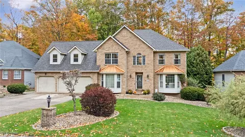 34 Goldenwood Ave, Lexington, OH 44904