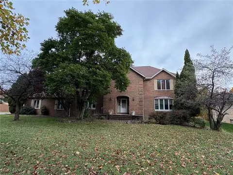 3500 Wiltshire Rd, North Royalton, OH 44133