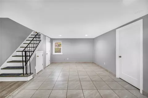 Living - 1552 E 254th St, Euclid, OH 44117 photo 3 of 5