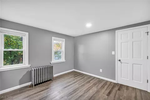 Bedroom - 1552 E 254th St, Euclid, OH 44117 photo 6 of 7