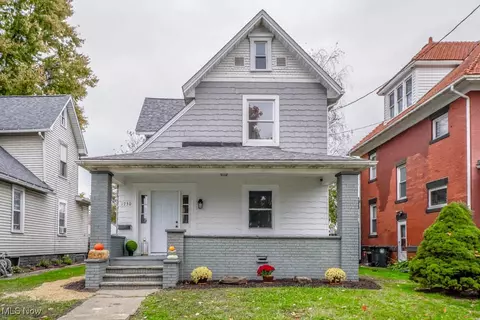 1730 Woodland Ave NW, Canton, OH 44703
