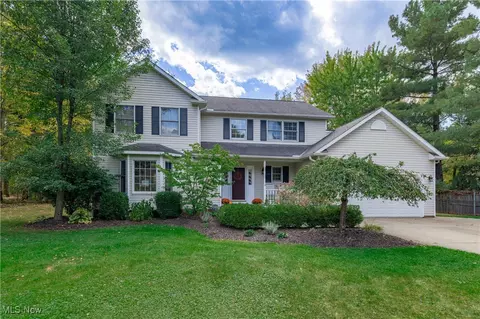 38050 Rogers Rd, Willoughby Hills, OH 44094