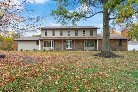2201 Ridgewood Rd, Medina, OH 44256
