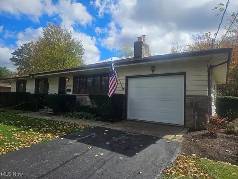 12120 Girdled Rd, Concord, OH 44077