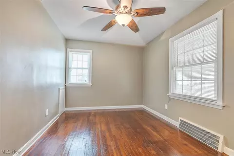 720 E 254th St, Euclid, OH 44132 photo 7