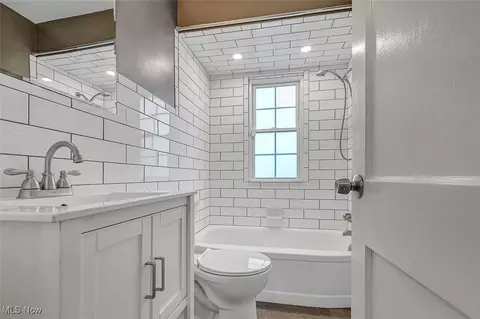 720 E 254th St, Euclid, OH 44132 photo 11
