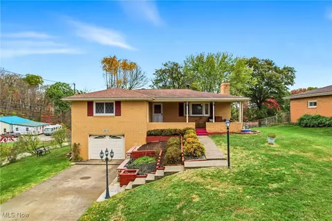48528 Spruce Ct, East Liverpool, OH 43920
