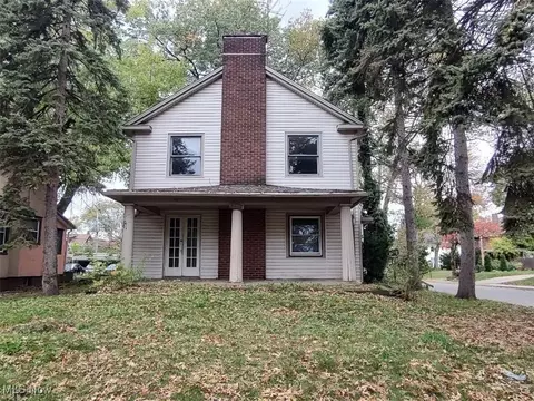 1023 Fulton Rd NW, Canton, OH 44703