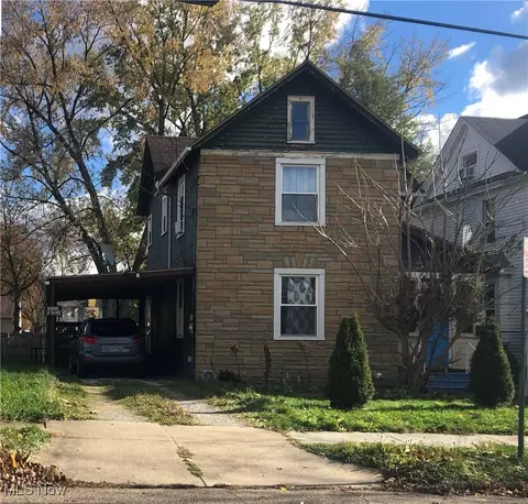 123 Gale St, Akron, OH 44302