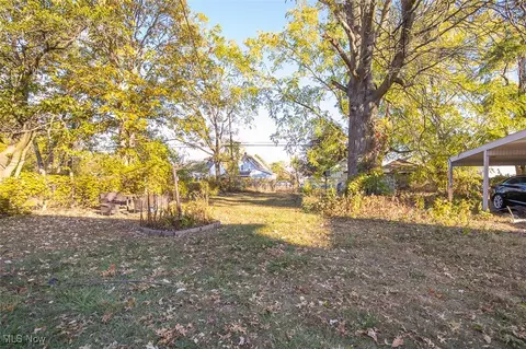 1929 E 31st St, Lorain, OH 44055 photo 24