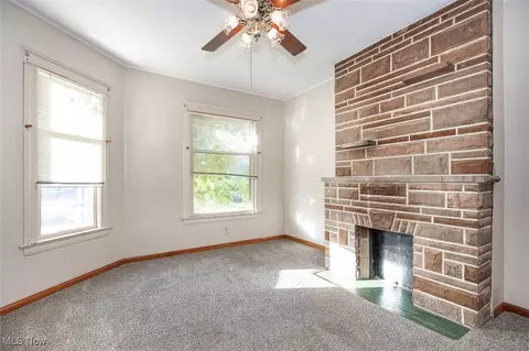 1929 E 31st St, Lorain, OH 44055 photo 3