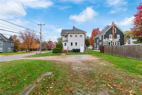 405 Broad St, Wadsworth, OH 44281 photo 34