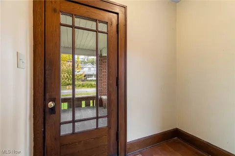 405 Broad St, Wadsworth, OH 44281 photo 5
