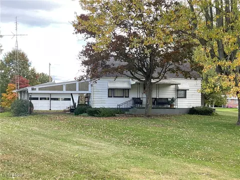 2404 Bellevue Ave SW, Massillon, OH 44647