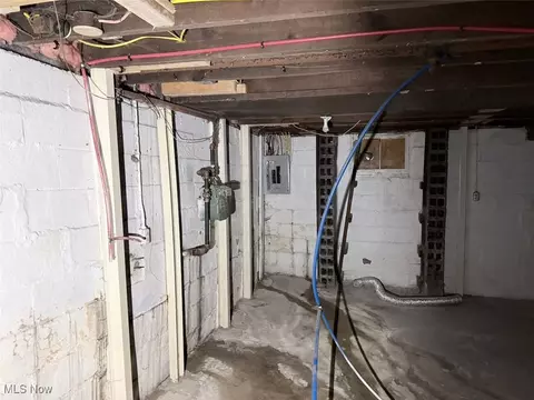650 Easter Ave, Akron, OH 44307 photo 22