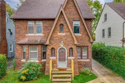 3566 Antisdale Ave, Cleveland Heights, OH 44118