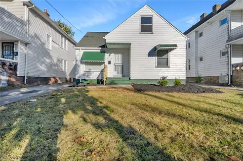 3717 E 151st St, Cleveland, OH 44120