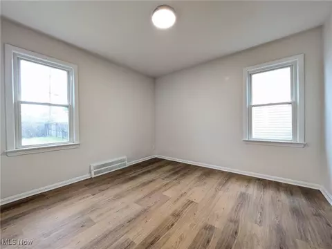 Bedroom - 6306 Gilbert Ave, Parma, OH 44129 photo 4 of 9