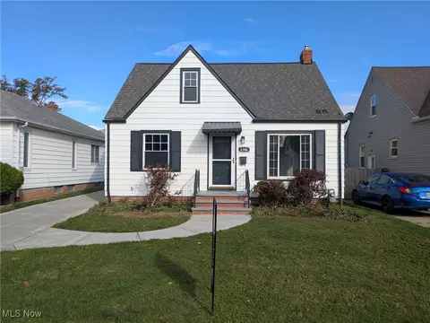 Exterior - 6306 Gilbert Ave, Parma, OH 44129 photo 2 of 9