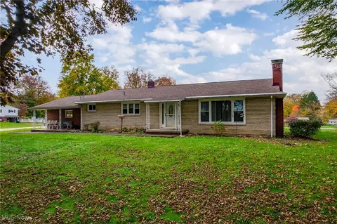 3625 Alpine St NE, Canton, OH 44721