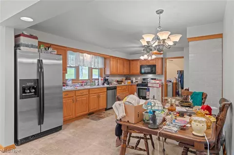 3625 Alpine St NE, Canton, OH 44721 photo 11