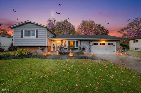 65 Country Ln, Painesville, OH 44077