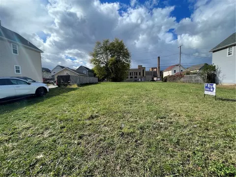 E 46 Street, Cleveland, OH 44103