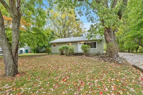 2627 Post Rd, Twinsburg, OH 44087