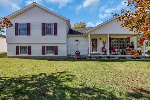 255 Kennedy Dr, New Lexington, OH 43764