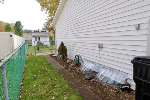 643 Augdon Dr, Elyria, OH 44035 photo 44