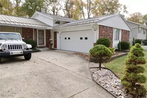 643 Augdon Dr, Elyria, OH 44035 photo 3