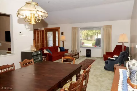 643 Augdon Dr, Elyria, OH 44035 photo 8