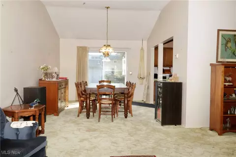 643 Augdon Dr, Elyria, OH 44035 photo 7