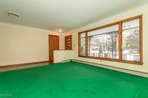 2784 Oak St, Willoughby Hills, OH 44094 photo 9
