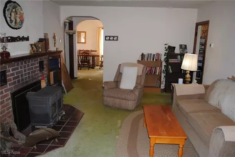 433 N Center St, Lagrange, OH 44050 photo 7
