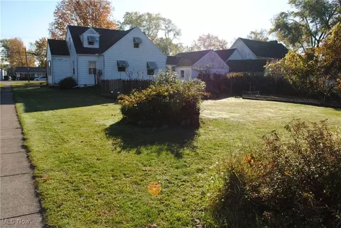 433 N Center St, Lagrange, OH 44050 photo 23