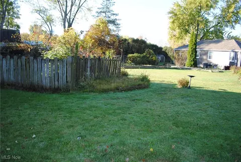 433 N Center St, Lagrange, OH 44050 photo 22