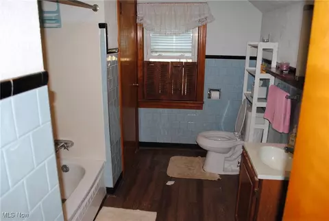 433 N Center St, Lagrange, OH 44050 photo 14