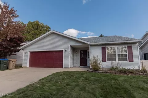 1471 Bancroft St, Cuyahoga Falls, OH 44221