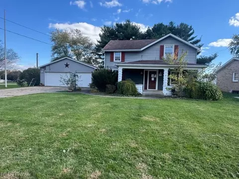 349 E Street St NW, Bolivar, OH 44612