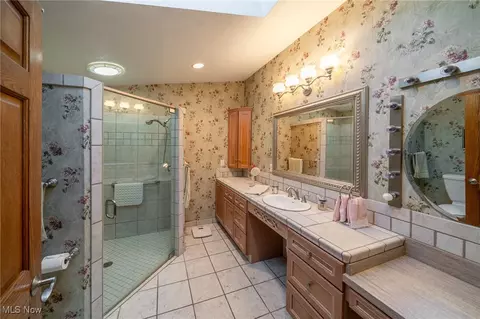 1820 Rockefeller Rd, Wickliffe, OH 44092 photo 11