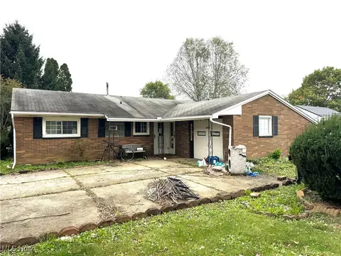 4481 Broadway Ave NE, Louisville, OH 44641