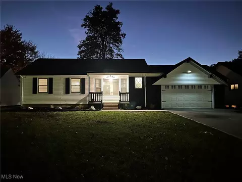 1696 E 236th St, Euclid, OH 44117
