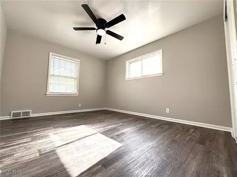 Bedroom - 1696 E 236th St, Euclid, OH 44117 photo 1 of 2